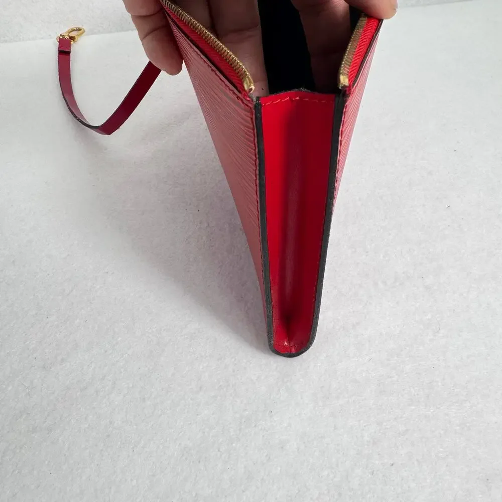 Louis Vuitton Epi Pochette Accessoires 24 Red wristlet gold hardware.